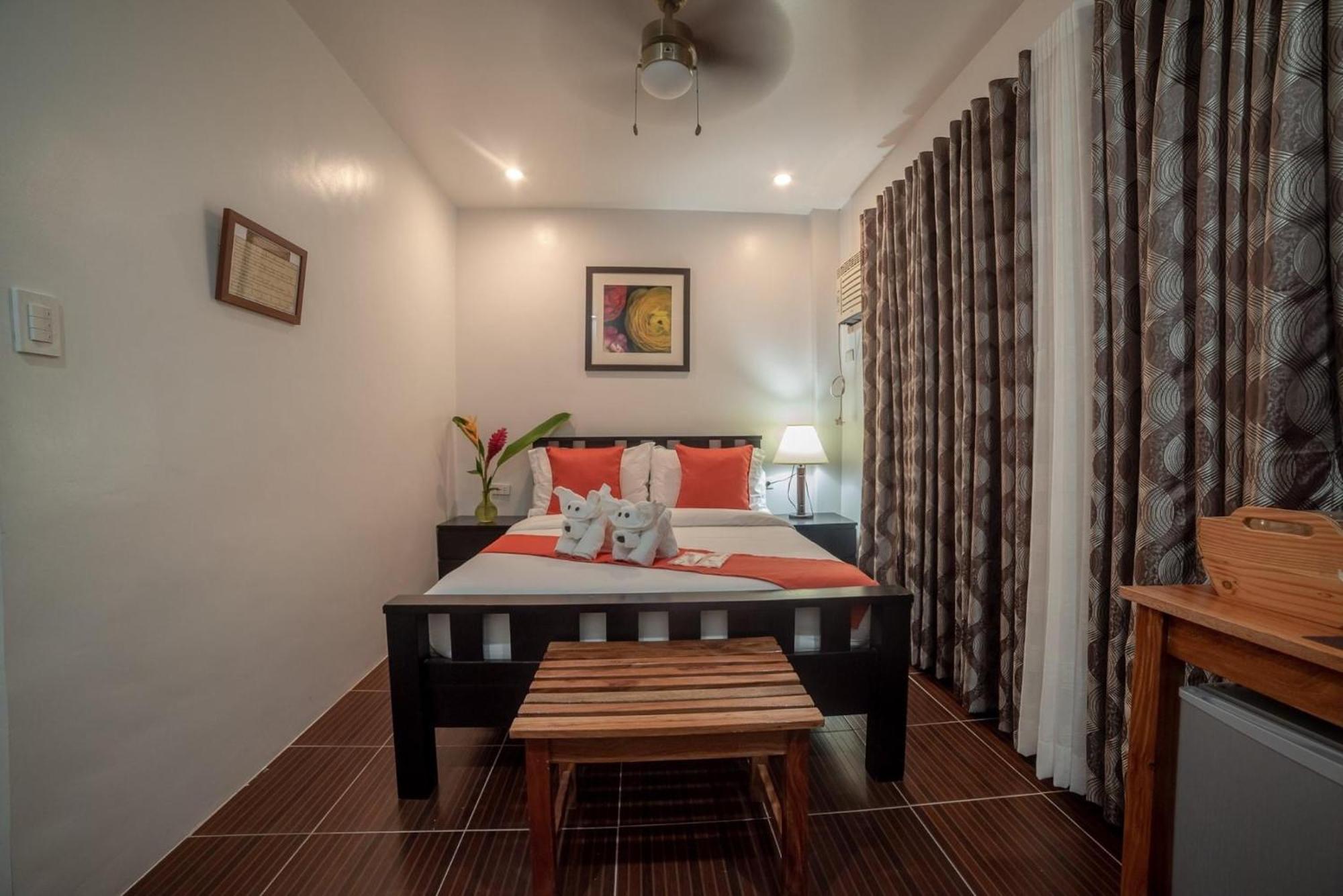 Amboy Hometel Basco Extérieur photo